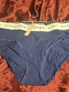 Victoria's Secret Navy Blue Bikini Brief with Cream Logo Waistband XL